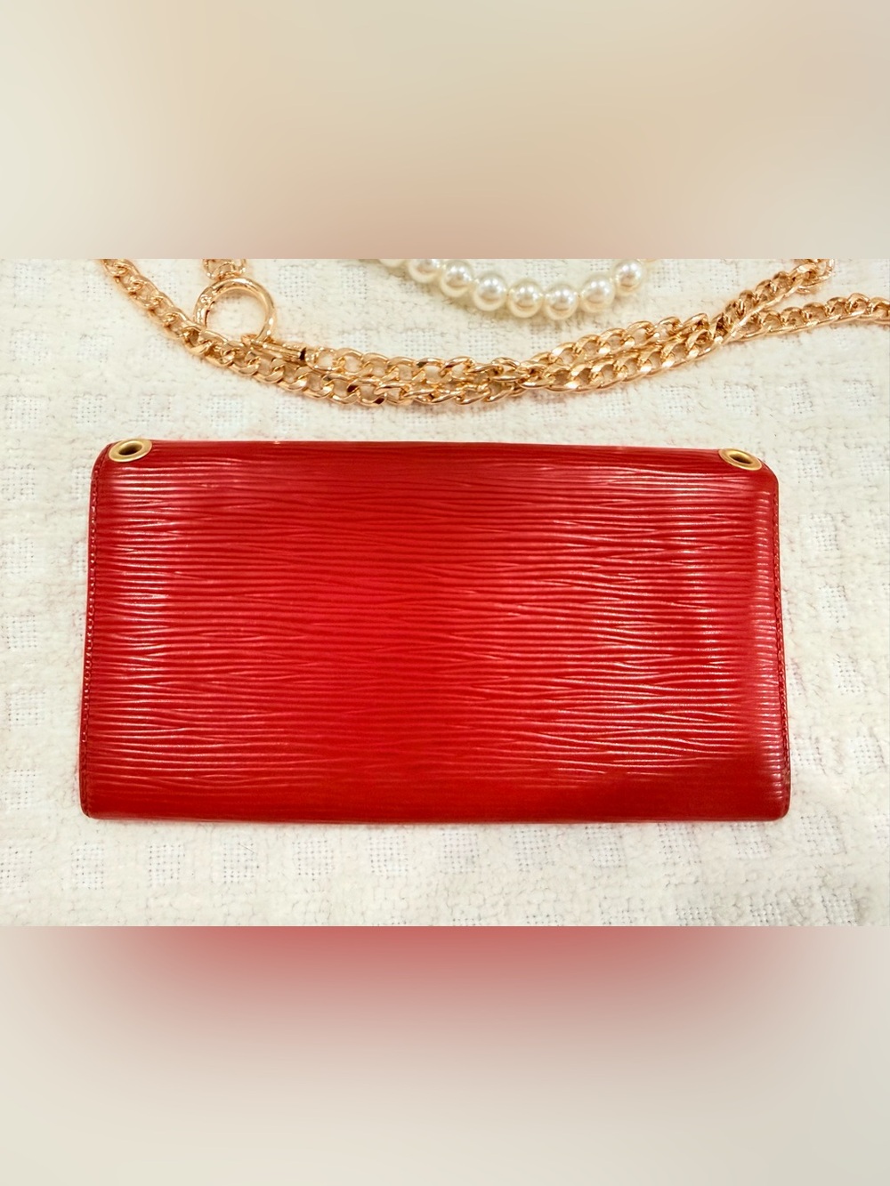 Louis Vuitton Epi Leather (long) Sarah Wallet in Brilliant Red/Red VGUC - Picture 2 of 13